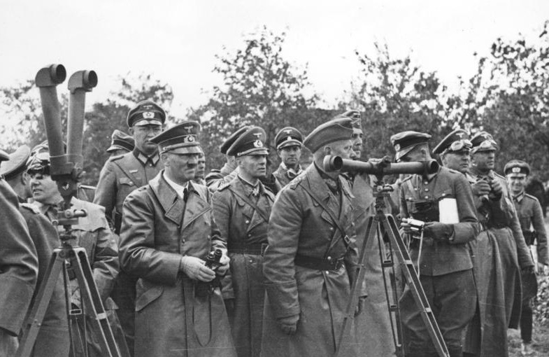 Adolf Hitler, Erwin Rommel and Walter von Reichenau inspect the Polish front